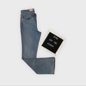 NWOT Levi's blue star classic bootcut 
jeans Sz 4